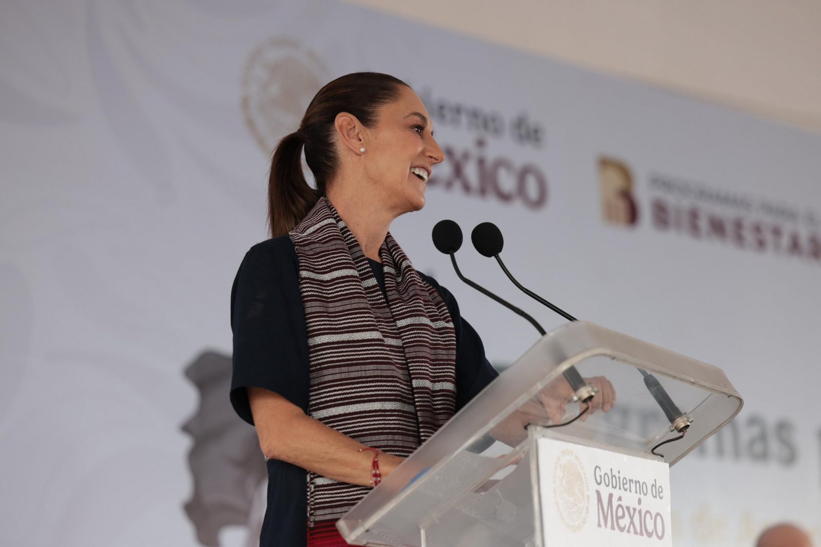 Reforma al INE anuncia Sheinbaum