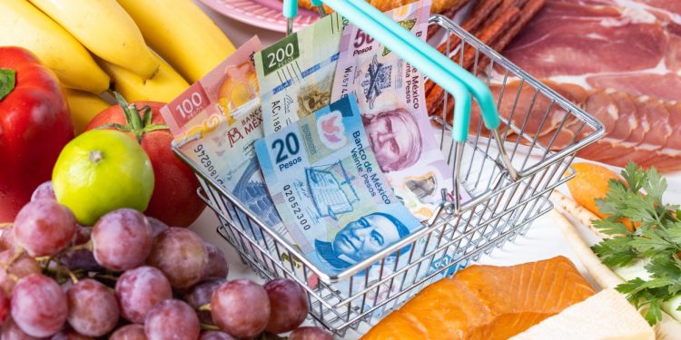 Inflación en México se desacelera a 4.32% en junio, pero sigue por encima de la meta
