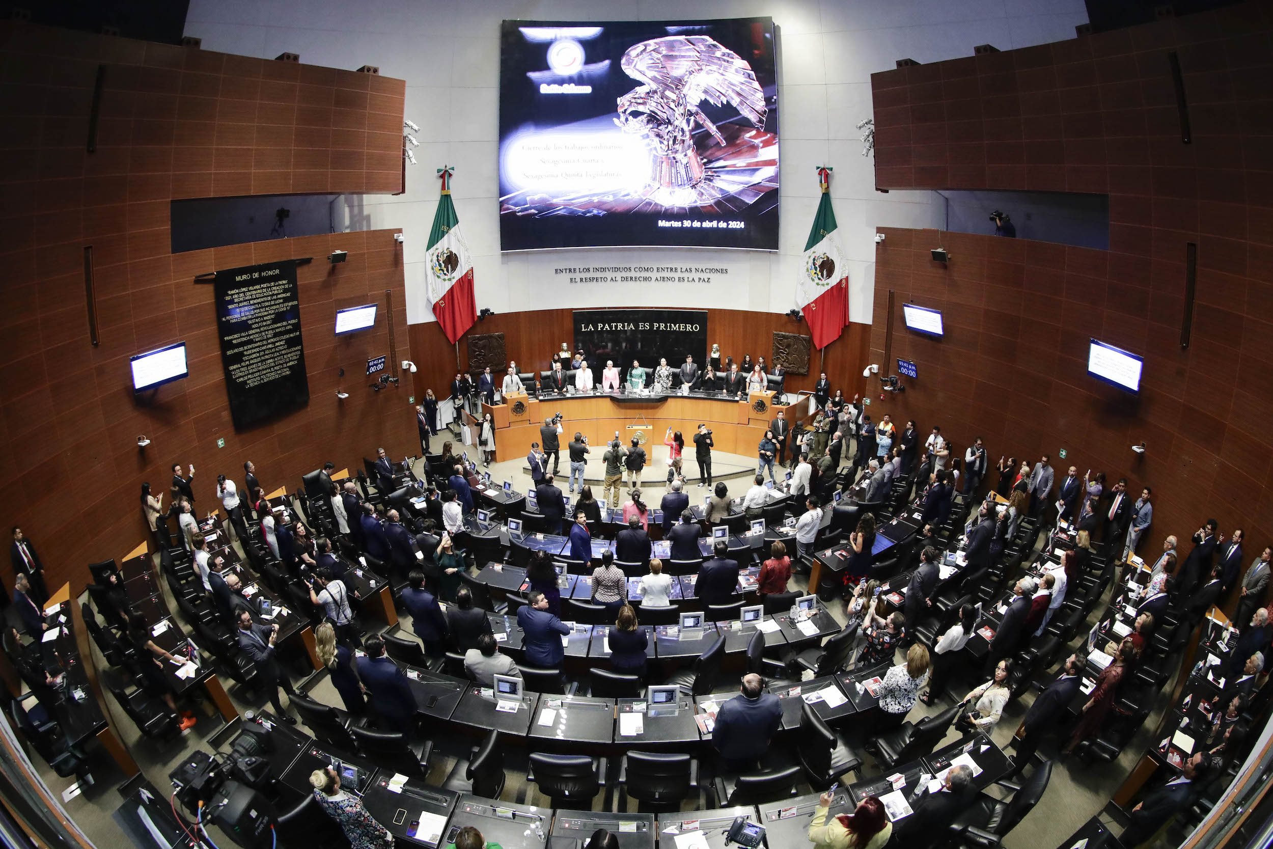 ¿Qué incluye la Reforma electoral? Menos escaños y más austeridad