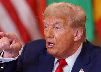 Juez frena orden de Trump que contraviene la Enmienda 14 sobre ciudadanía