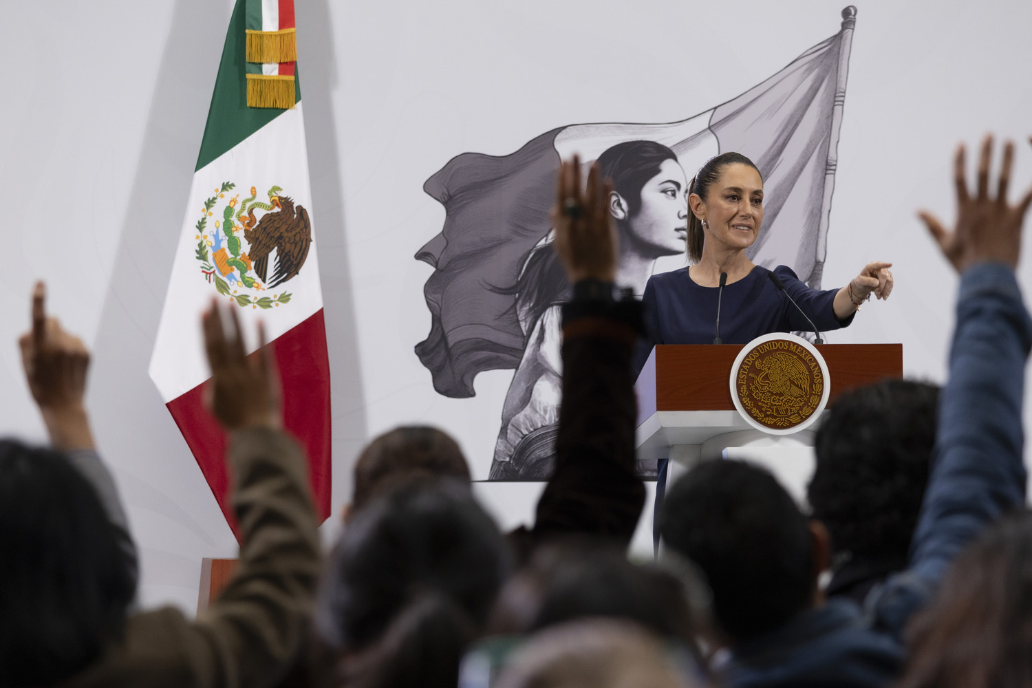 Claudia Sheinbaum rechaza intervención militar en México