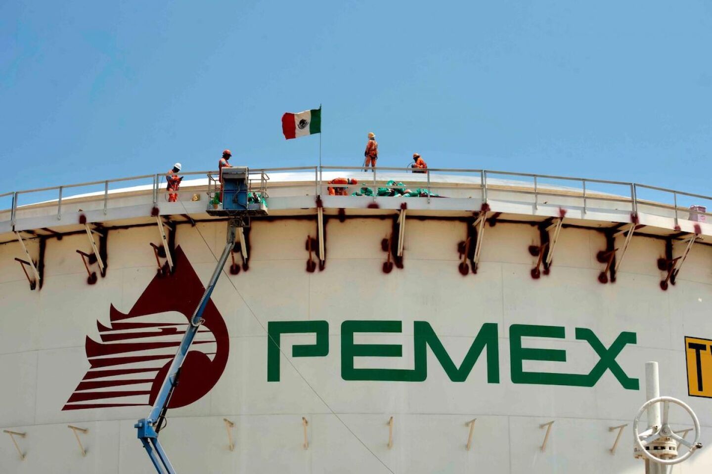 Presuntos sobornos vinculados a Pemex