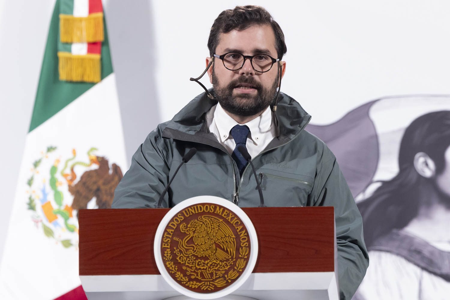 ¿Cómo han afectado al abasto las empresas que no cumplen con entrega de medicamentos en México?