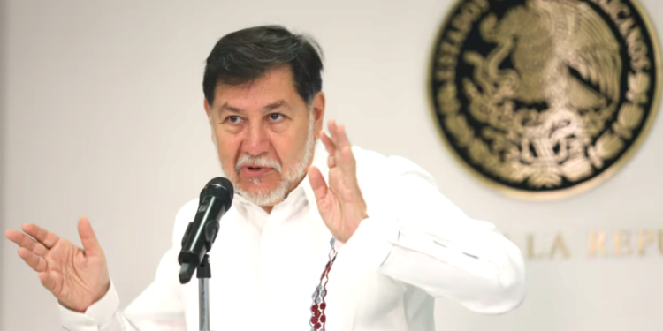 Noroña tunde a Gutiérrez Luna y Monreal