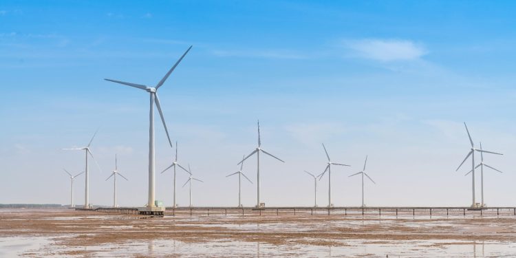 México lejos de las metas de generación limpia