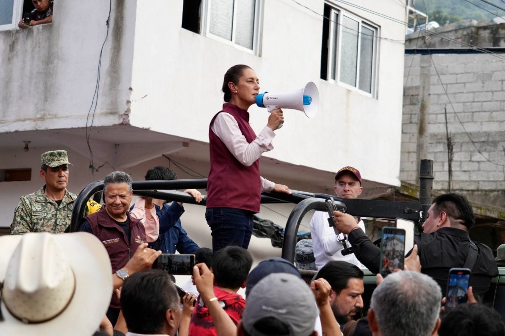 Compromiso del Gobierno Federal con los damnificados tras recorrido de Sheinbaum en Hidalgo
