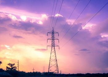 Sector Eléctrico: a punto del despegue