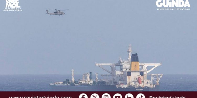 abordaje del buque petrolero Centuries