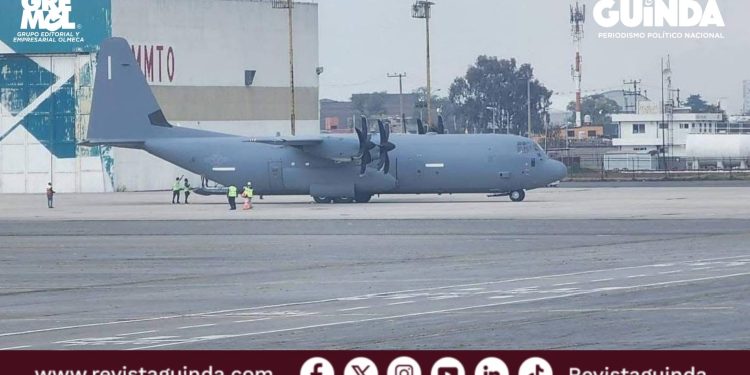 Avión militar de Estados Unidos en México