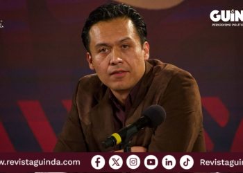 Marx Arriaga en la SEP