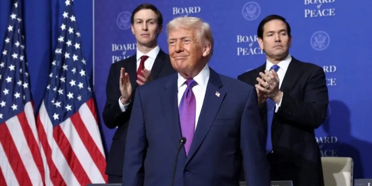 Trump lanza ultimátum de diez días a Irán