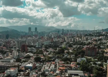 Thilo Schmitz predice explosión económica Venezuela