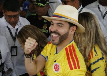 De la Espriella derrota a Cepeda en la elección más reñida de Colombia en décadas