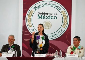 Sheinbaum busca blindar en la Constitución el gasto en pueblos