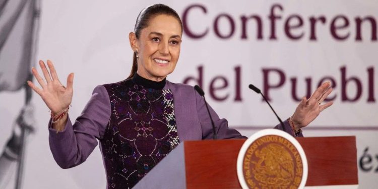 Sheinbaum acusa a Cabeza de Vaca de prófugo