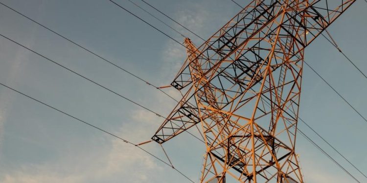 Fin a incertidumbre en negocio eléctrico