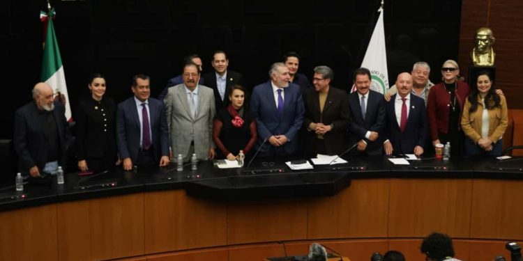 Las reformas constitucionales de la 4T