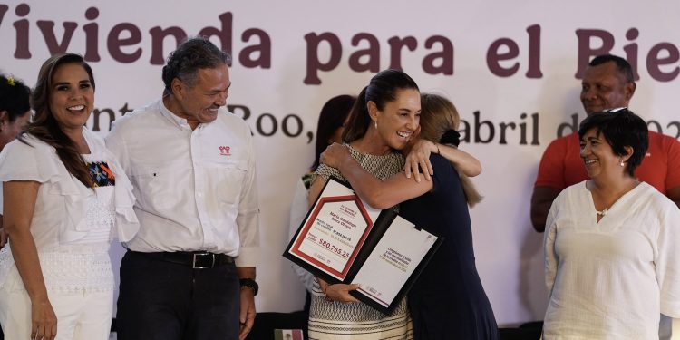 AUMENTAN META A UN MILLÓN 100 MIL VIVIENDAS EN SEXENIO