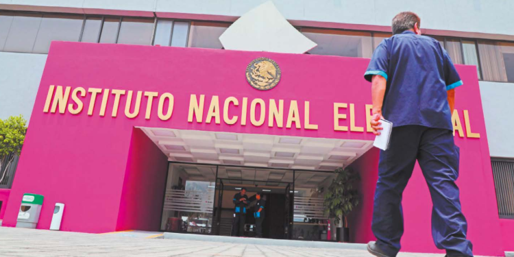 REFORMA ELECTORAL: EL INE EN EL CENTRO DEL DEBATE