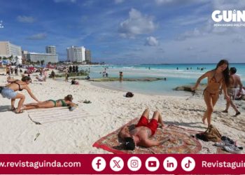 turistas internacionales en México