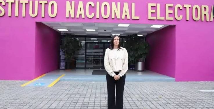 INE Congela Contratos y Revisa Mandos Tras Salida de Guadalupe Taddei