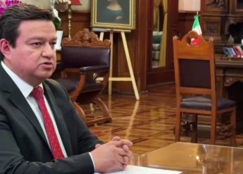 Pemex cambia de director, no de rumbo