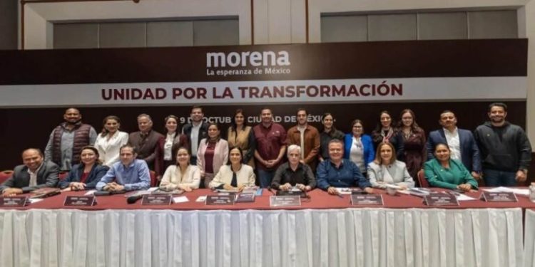 Morena reúne a sus 17 coordinadores estatales