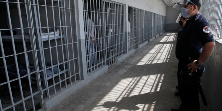 Suicidios en cárceles de México