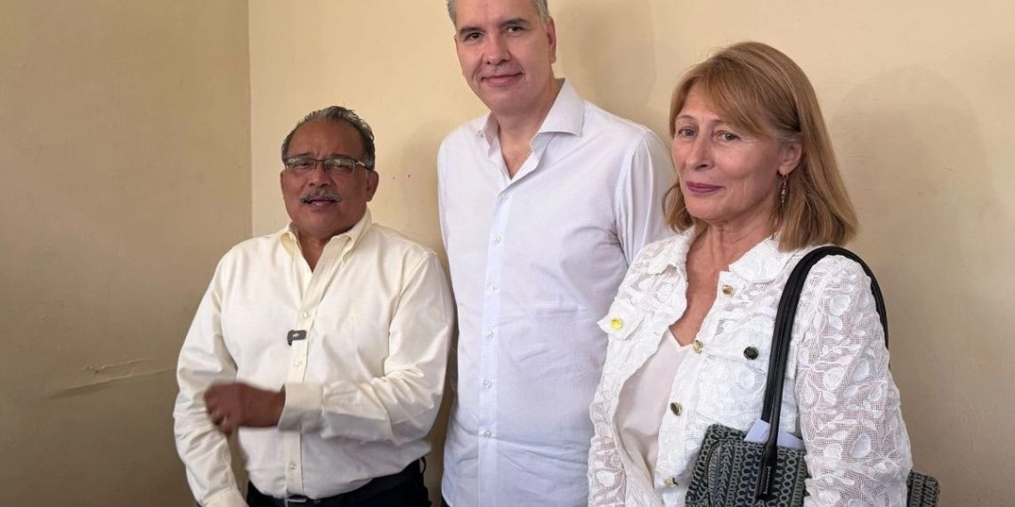 Clara Luz Flores enfrenta un frente de rechazo dentro de Morena
